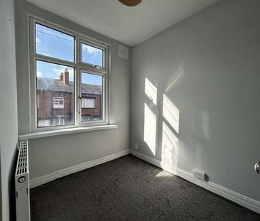 Luxor View, Harehills, LS8 - Photo 2