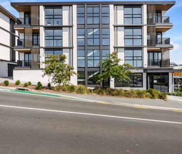 Stylish two- bedroom Long Bay Apartment ! - Photo 1