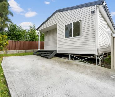 Modern 2 Bedroom Granny Flat - Photo 2