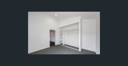 CHARMING FAMILY HOME IN AVOCA! - Photo 5