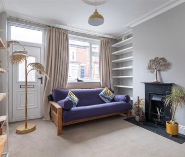 2 bedroom terraced house to rent - Photo 2