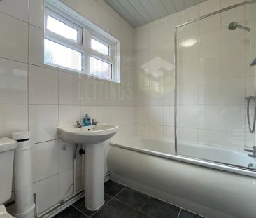 Lytton Road, Clarendon Park, Leicester, LE2 - Photo 1