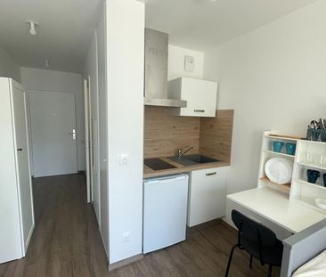 Location Appartement 1 pièce 18m² - Photo 3