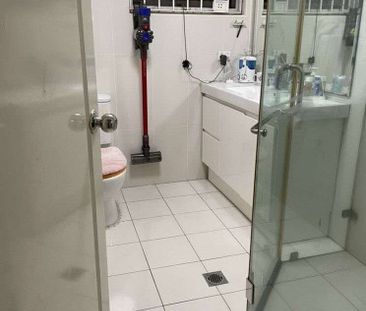 Strathfield - Photo 4