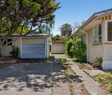 Two Bedroom House For Rent! - Photo 5