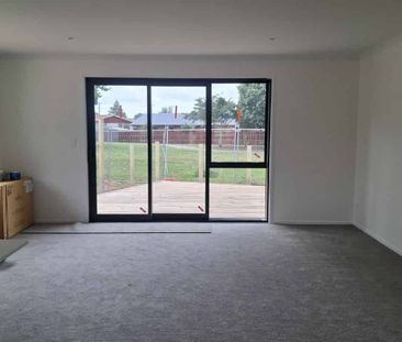 Brand New, Near Leamington Primary - Photo 5