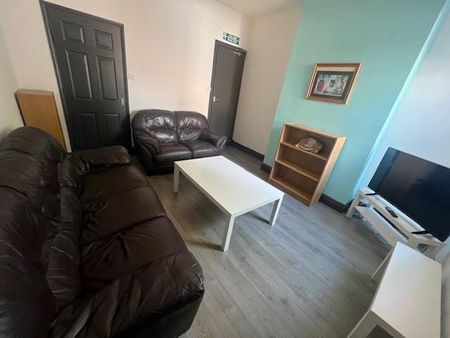 129 Charlotte Road, Highfield - Photo 2