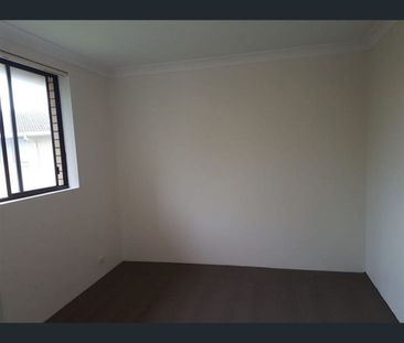 15/115 Frank Street, Labrador, Qld 4215 - Photo 6