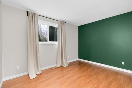 For Lease - 380 Gill Street, Orillia, Ontario - Photo 5