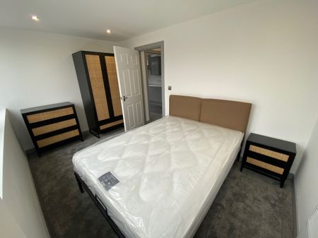 Green Lane, Leeds, Yeadon - Photo 3