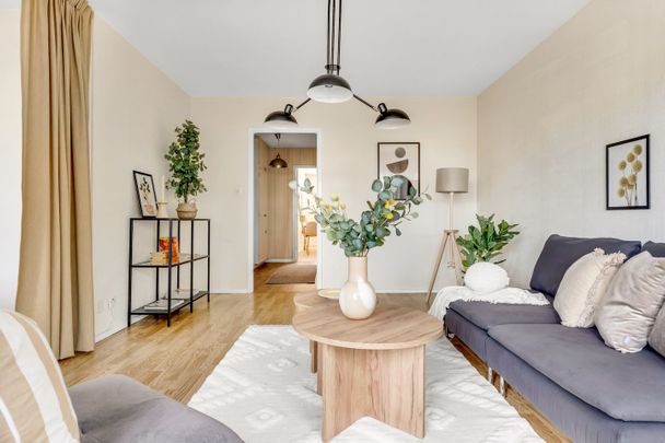 Östra Åsgatan, Eskilstuna - Photo 1