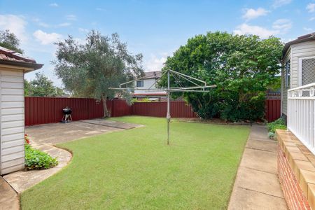 Convenient & Connected, Family Home Living - Photo 5