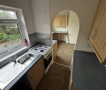 3 bedroom terraced house to rent - Photo 6