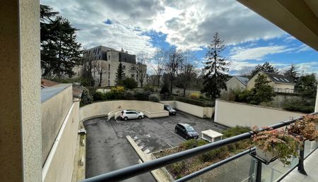 Appartement 4 pièces 80m2 REIMS 990 euros - Photo 5
