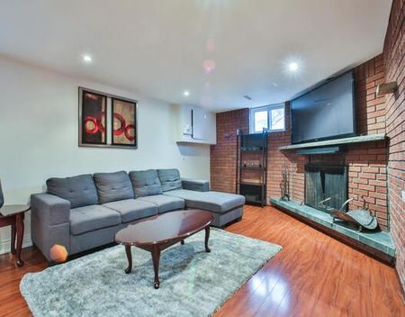 For Lease - 943 BLAIRHOLM Avenue Unit# Lower, Mississauga, Ontario - Photo 5