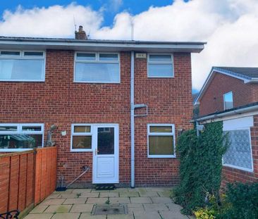 3 bedroom semi-detached house to rent - Photo 4