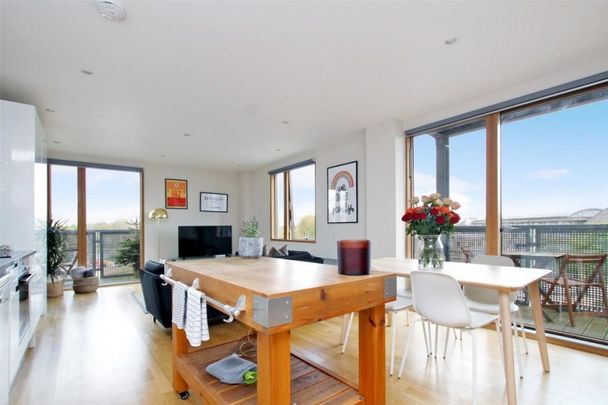 Three Mill Lane, London E3 - Photo 1