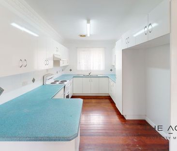 Charming Home in Koongal - Photo 5