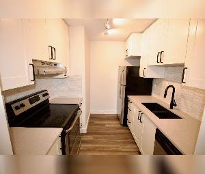 Calgary 2 Bed 1 Bath Unit with Balcony For Rent - Photo 6