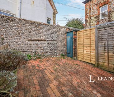 2 bedroom house to rent Motcombe Lane, Eastbourne, East Sussex, BN21 - Photo 3