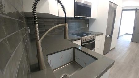 For Lease - 1213 Dundas Street Unit# Upper N, Toronto, Ontario - Photo 5