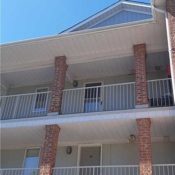 For Lease - 101 Bristol Road Unit# 223, Mississauga, Ontario - Photo 1