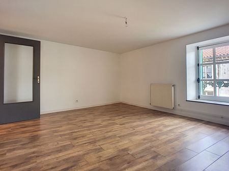 Location Appartement 4 pièces 89m² COMMERCY 55200 - Photo 4