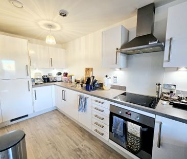 Elstree Way, WD6 1BZ, Borehamwood - Photo 5