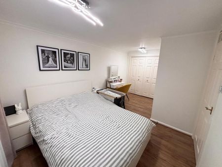 3 bedroom detached house to rent - Photo 5