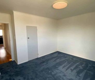 FANTASTIC LOCATION AND VIEWS NEW RENOVATED - Photo 2