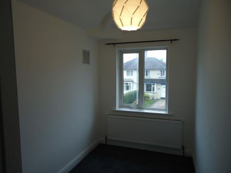3 bedroom semi-detached house to rent - Photo 4