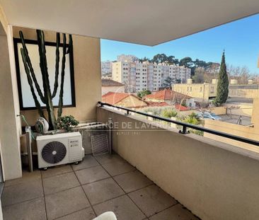 APPARTEMENT T2 83100 TOULON - Photo 1