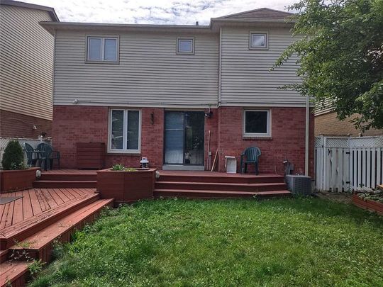 For Lease - 54 Chapman Drive Unit# Upper, Ajax, Ontario - Photo 1