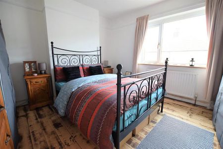 3 bedroom semi-detached house to rent - Photo 3