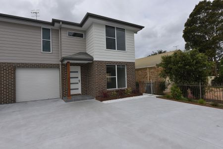 Well Appointed Duplex - Photo 5