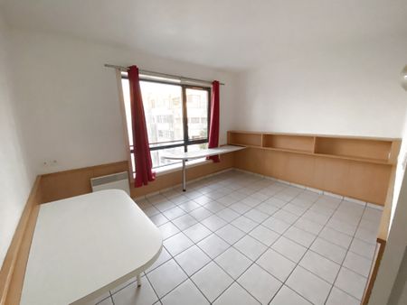 Location Appartement 1 pièce 20m² RODEZ 12000 - Photo 2