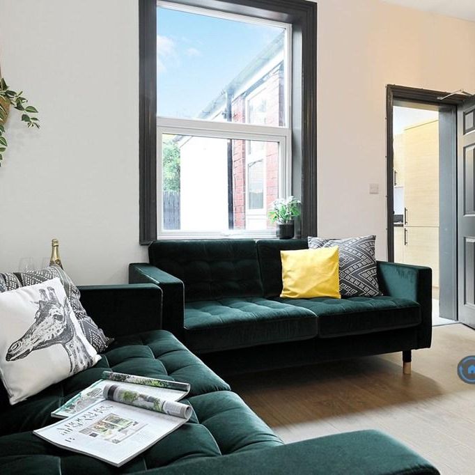 1 bedroom in a house share to rent - Photo 1