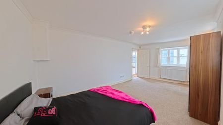 4 bedroom house to rent - Photo 4