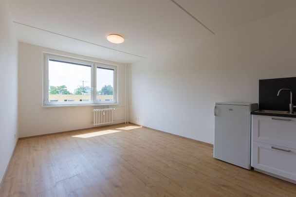 Pronájem bytu 1+kk 29 m² - Photo 1