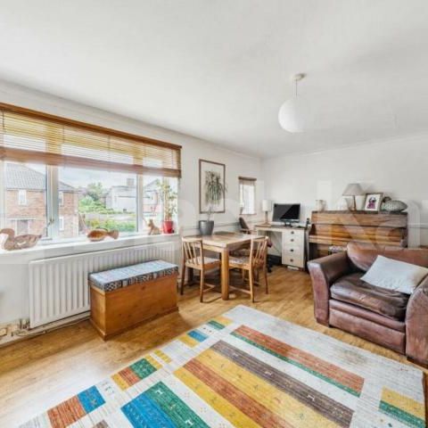 Stylish Ground Floor 2-Bed Flat with Private Garden – Muswell Hill N10 - Photo 1