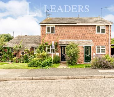 3 bedroom mid-terrace to rent Meadow Gardens, Buckingham MK18 1BJ - Photo 2