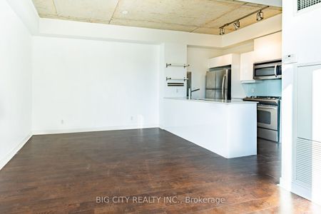 Glasshouse Lofts , #1102 - Photo 3