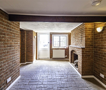 3 bedroom cottage to rent - Photo 3