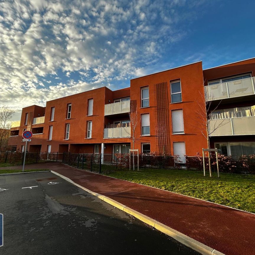 Location Appartement 2 pièces 42m² SECLIN 59113 - Photo 1