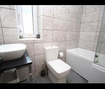 3 bedroom house to rent Bournemouth Road, Poole, Dorset, BH14 - Photo 6