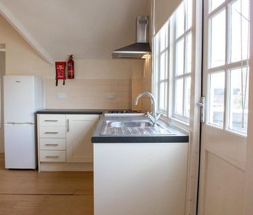 1 bedroom apartment to rent - Photo 4