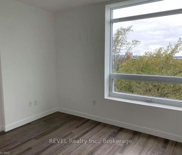 For Lease - 479 Charlton Avenue Unit# 407, Hamilton, Ontario - Photo 3