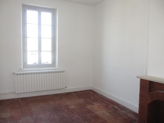 Location Appartement 3 pièces 87m² CASTELNAUDARY 11400 - Photo 1