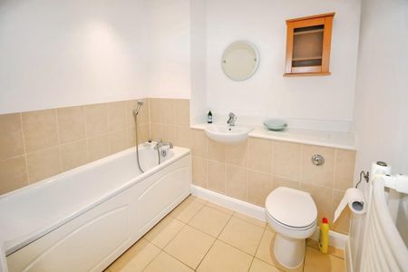 2 bedroom apartment to rent - Photo 5