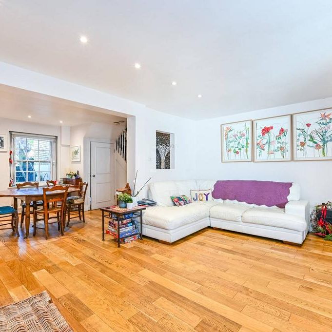 2 bedroom maisonette to rent - Photo 1